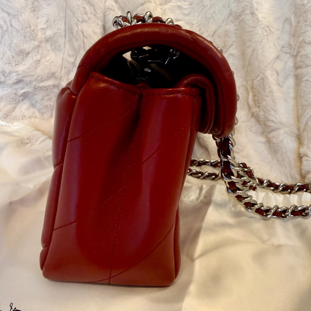 EUC Coach quilted tabby 26 shoulder/crossbody in dark ruby with silver hardware - Picture 4 of 12
